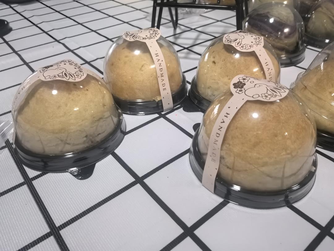 一吃就爱上的云腿月饼