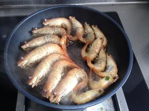 黑椒干锅虾的做法 步骤4