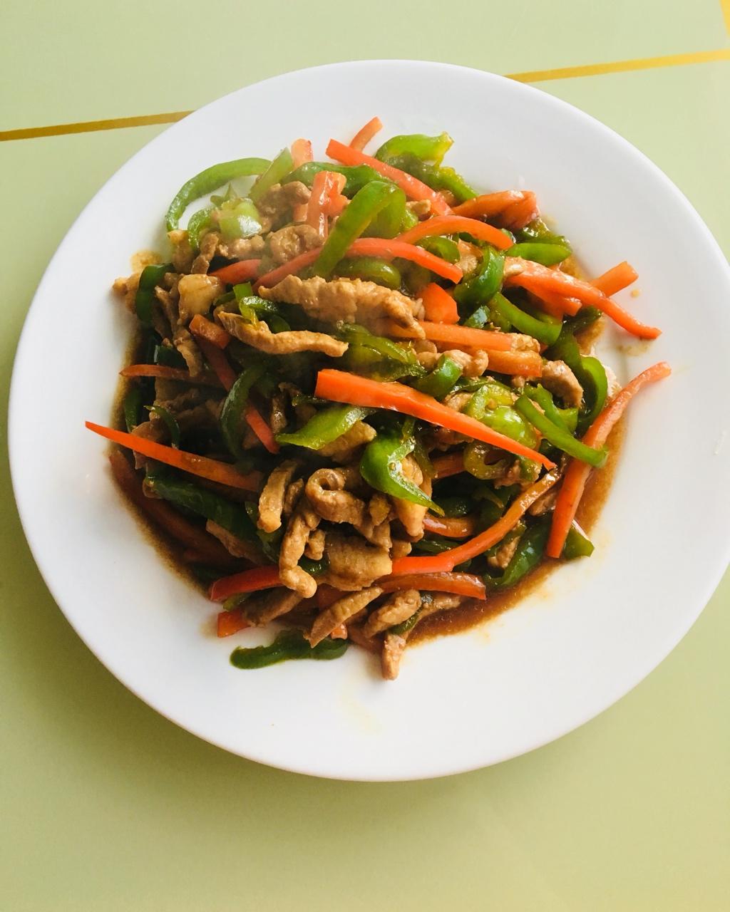 简单的生活1做的青红椒炒肉丝69