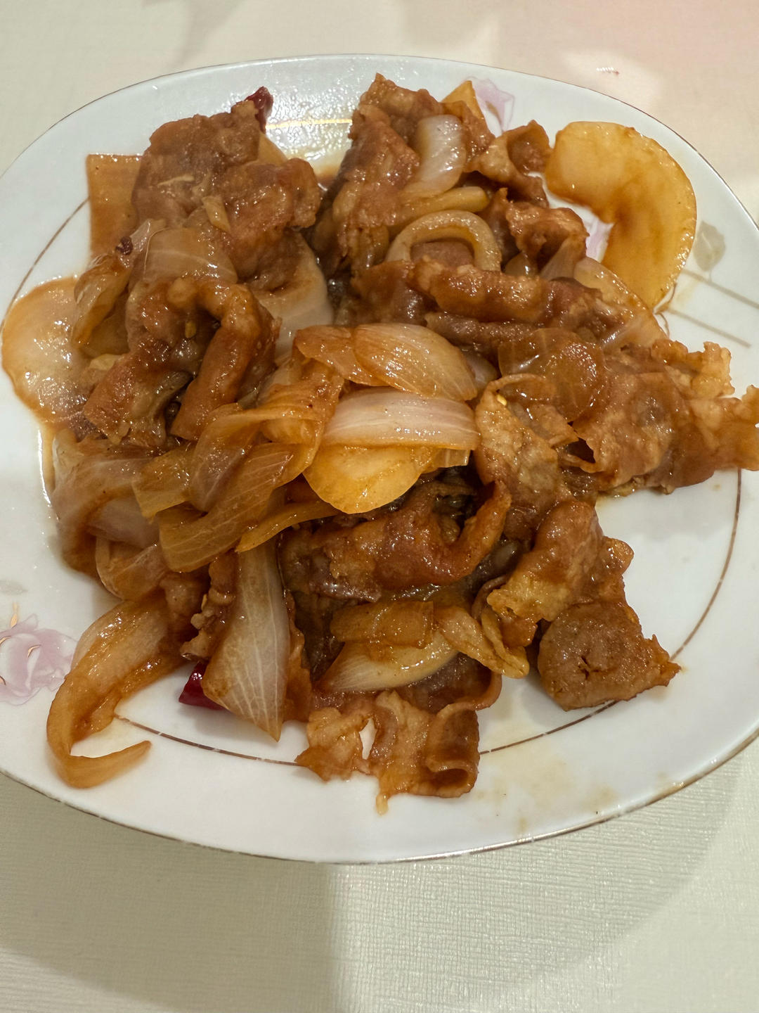好吃到舔盘的秘制洋葱炒肥牛卷！拌饭巨香