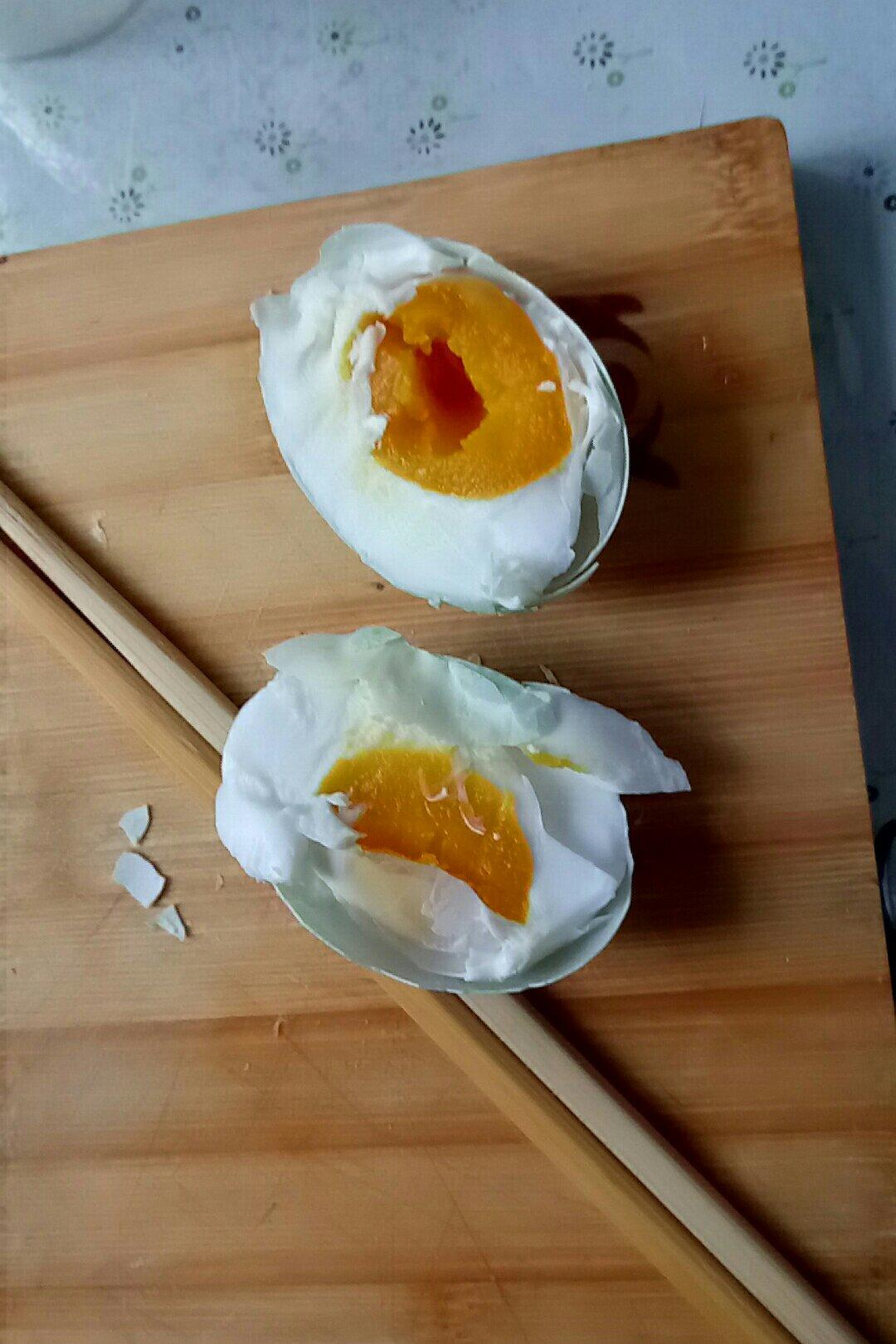 自制咸蛋： 100%出油起沙的咸蛋