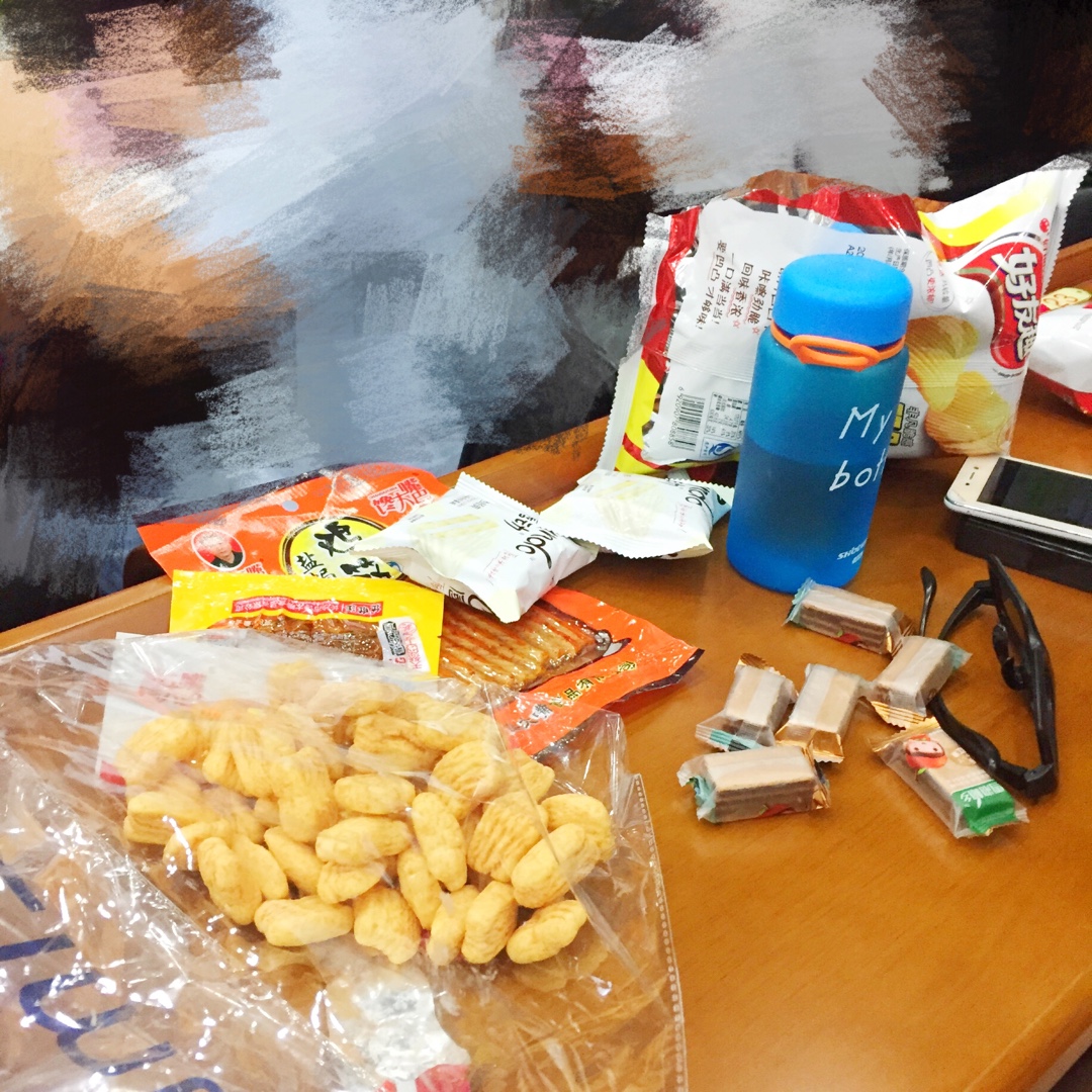 我得意地吃(˶‾᷄ ⁻̫ ‾᷅˵)