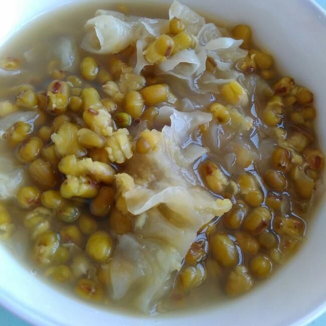 银耳绿豆粥的做法