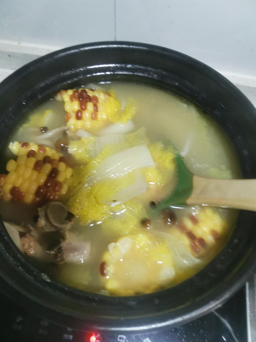 玉米排骨汤