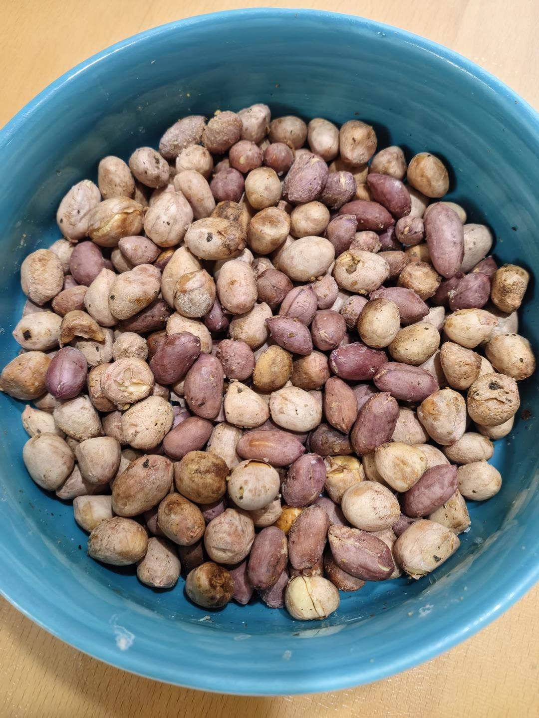 五分钟搞定-椒盐花生米