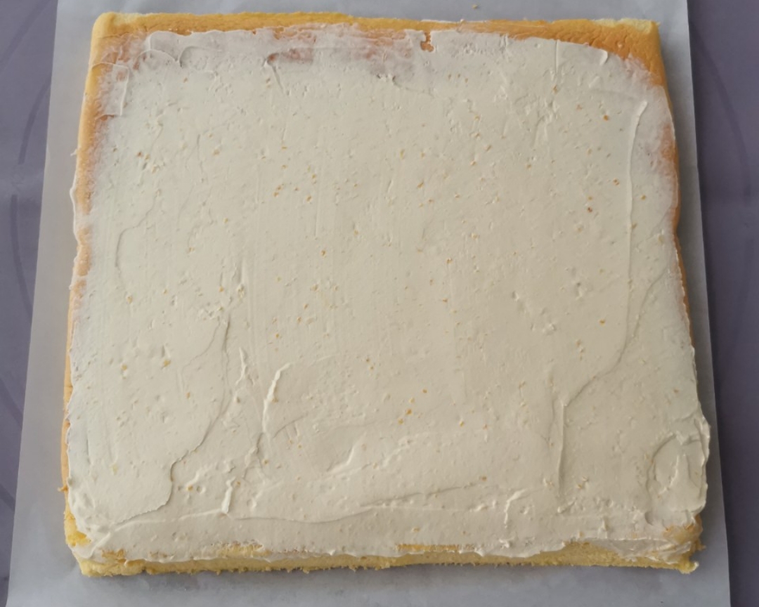 柠檬奶油蛋糕卷，超好吃的柠檬香缇奶油做法的做法 步骤14
