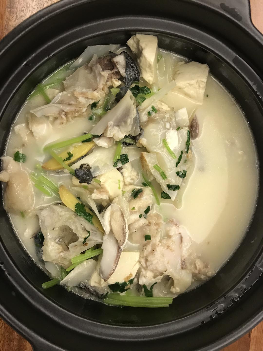 鱼头豆腐汤