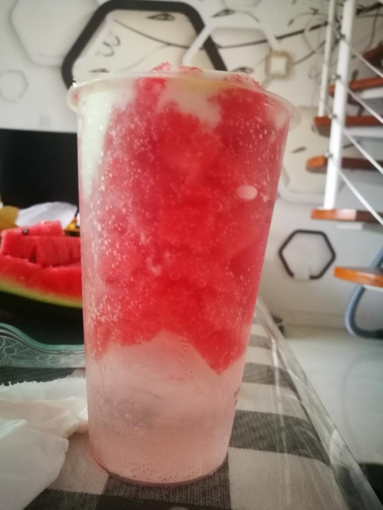 多肉西瓜气泡奶盖