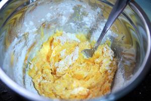 椰浆南瓜饼（金宝酥顶馅）的做法 步骤2