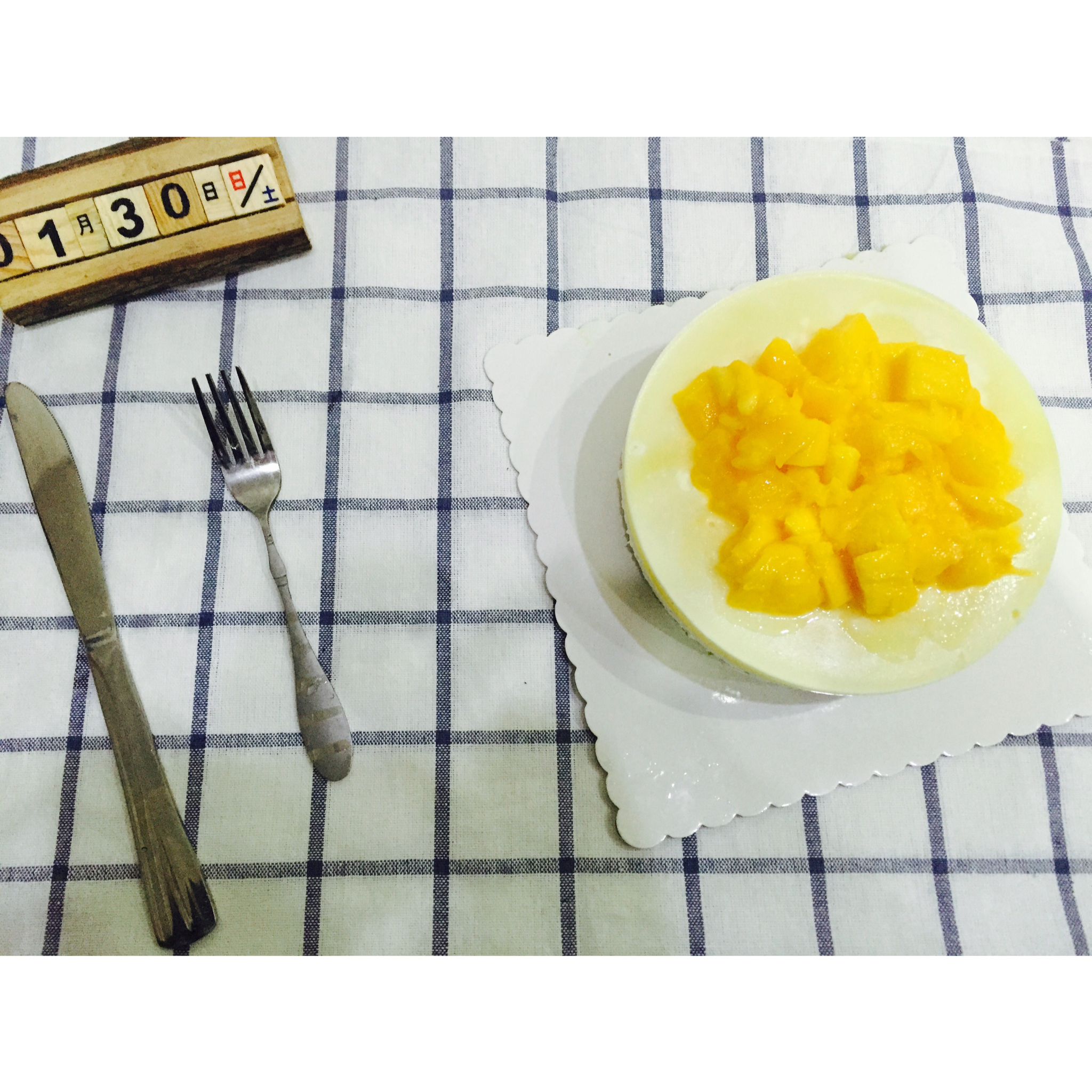 芒果纯酸奶慕斯