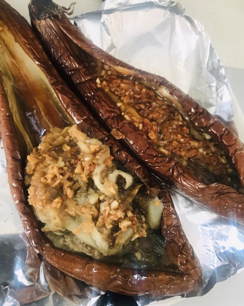 CC招牌菜销魂烤茄子，百吃不厌！