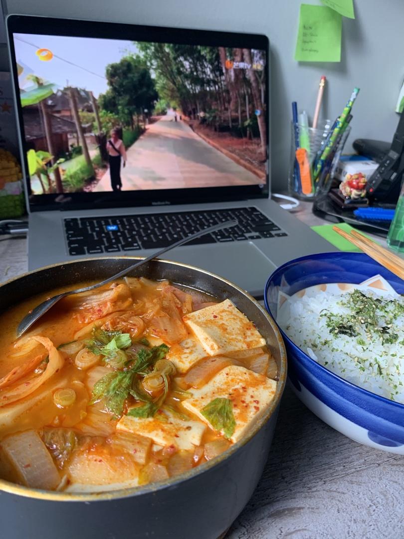 好吃到哭泣的泡菜豆腐汤