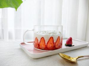 草莓🍓奥利奥酸奶杯的做法 步骤6