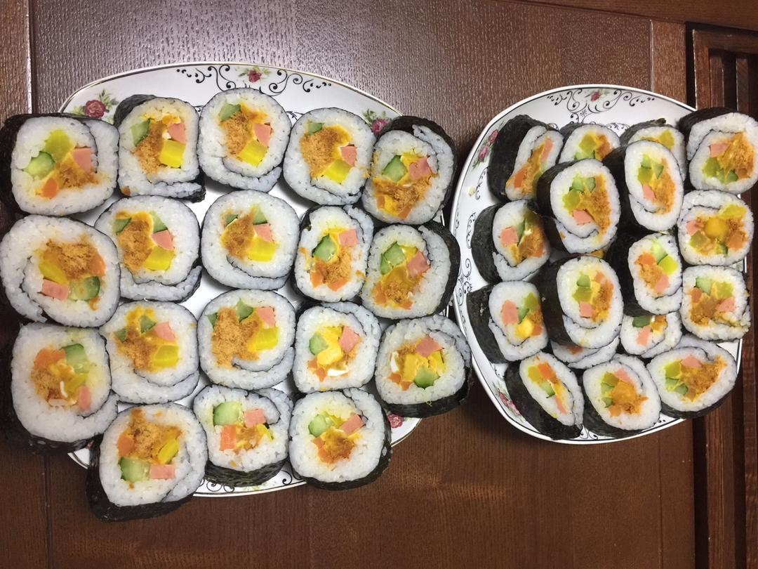 紫菜卷寿司