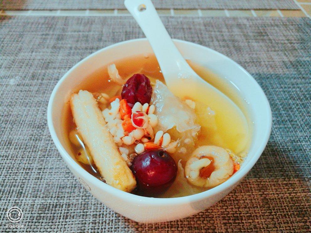 依米花花做的广东驰名清补凉糖水