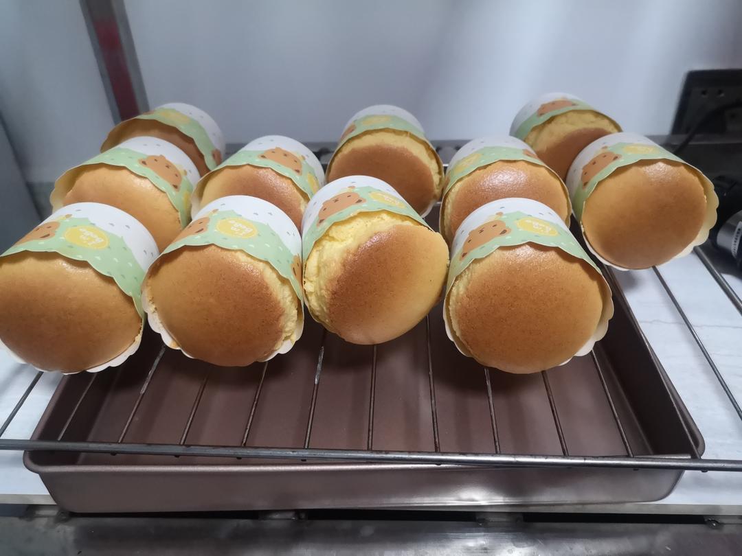 戚风小纸杯蛋糕