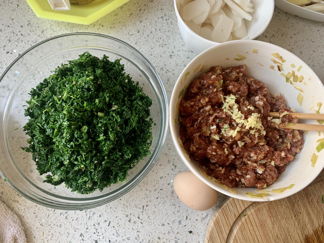荠菜饺子馅（面包机搅出Q弹肉馅）