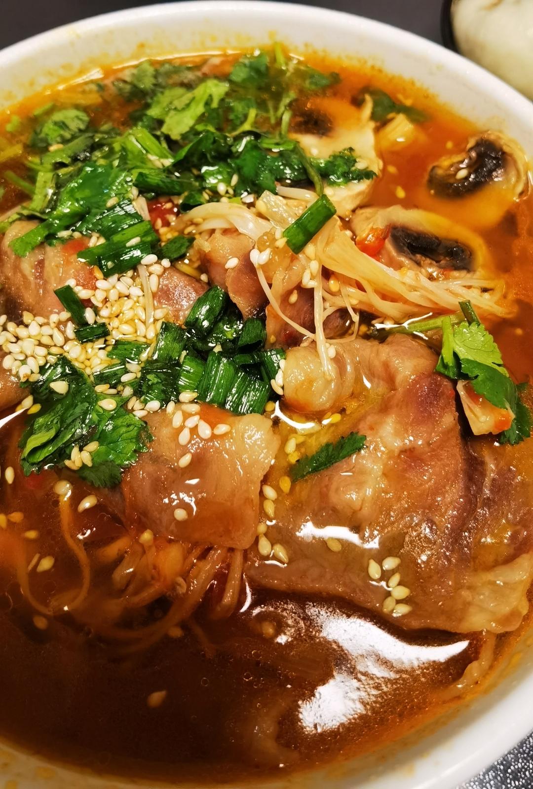 超下饭的酸汤肥牛