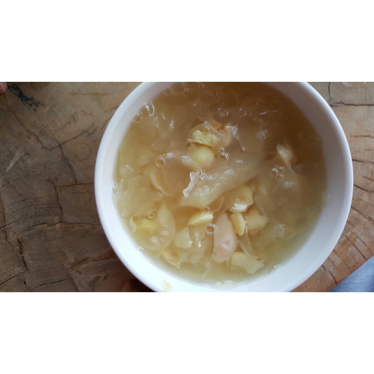 银耳百合莲子羹