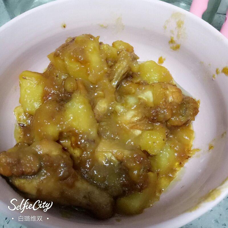 土豆炖翅根