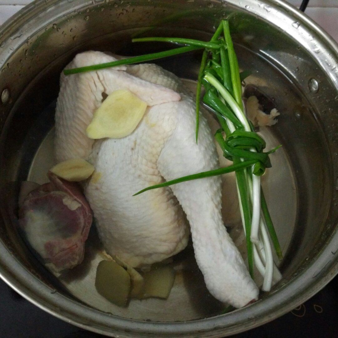 葱油白切鸡