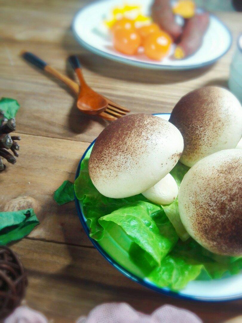 小蘑菇豆沙包