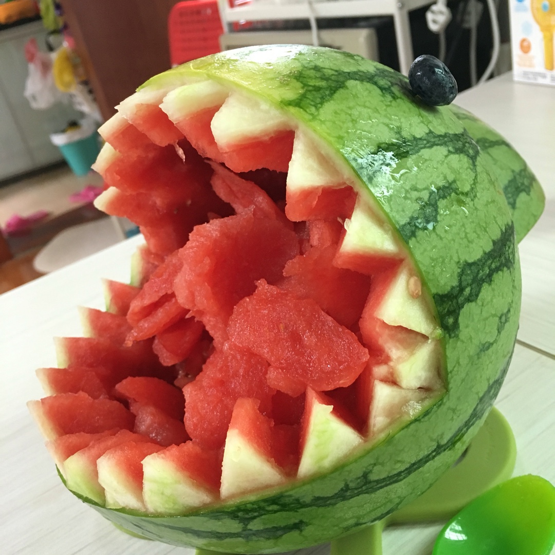 西瓜鲨鱼「miu的食光记」