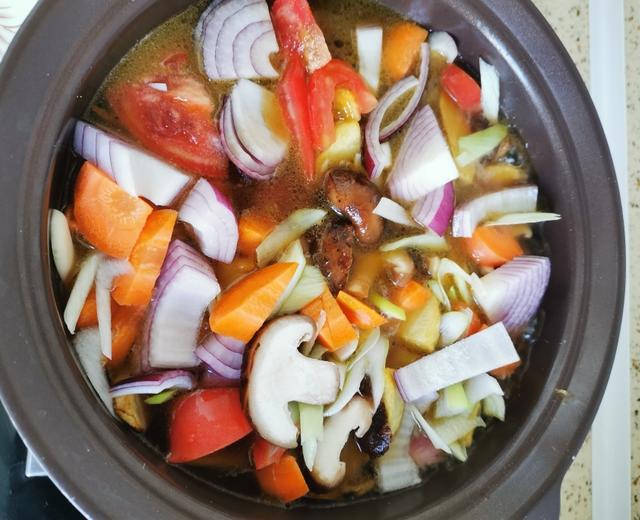 西红柿土豆炖牛肉（高压锅版）的做法