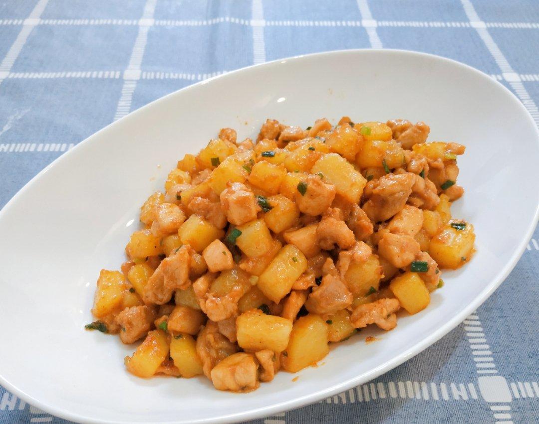 一道怎么做都好吃的干煎土豆鸡丁（红烧，咖喱，椒盐，孜然）