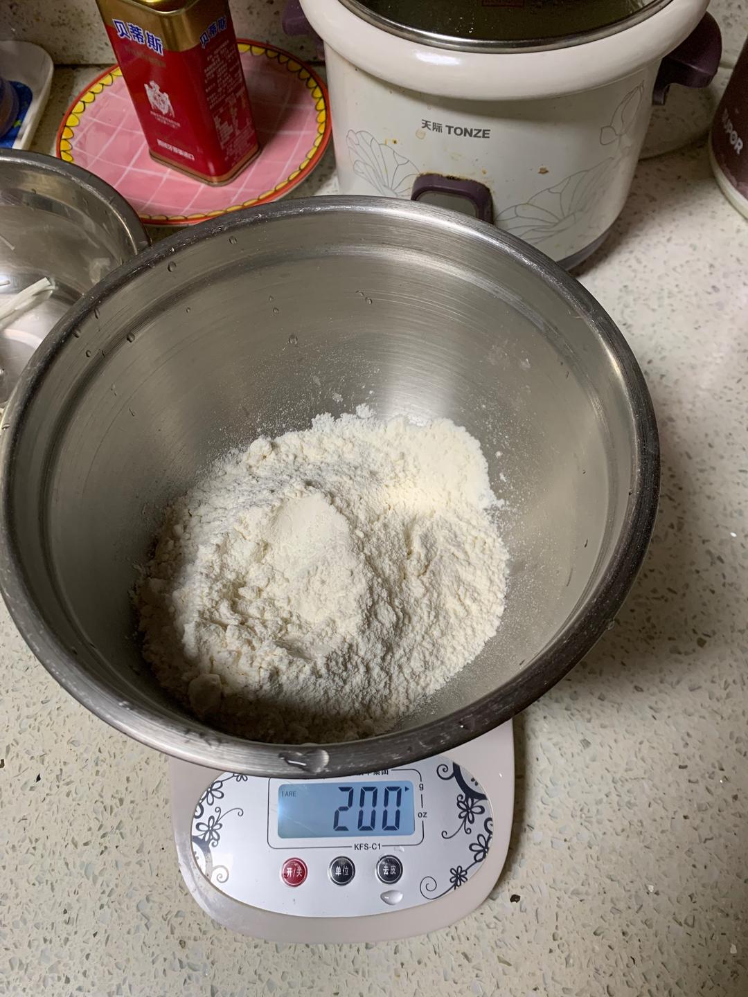 纯奶手撕吐司的做法 步骤1