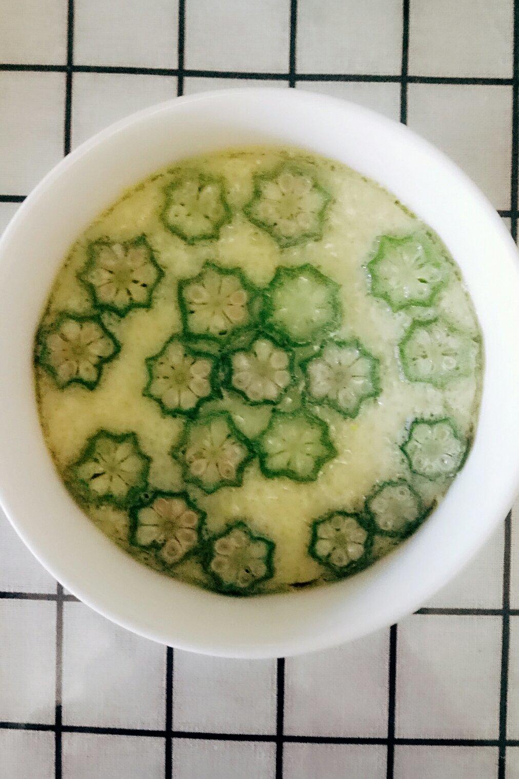 颜值控-做一朵开在碗里的花秋葵蒸水蛋