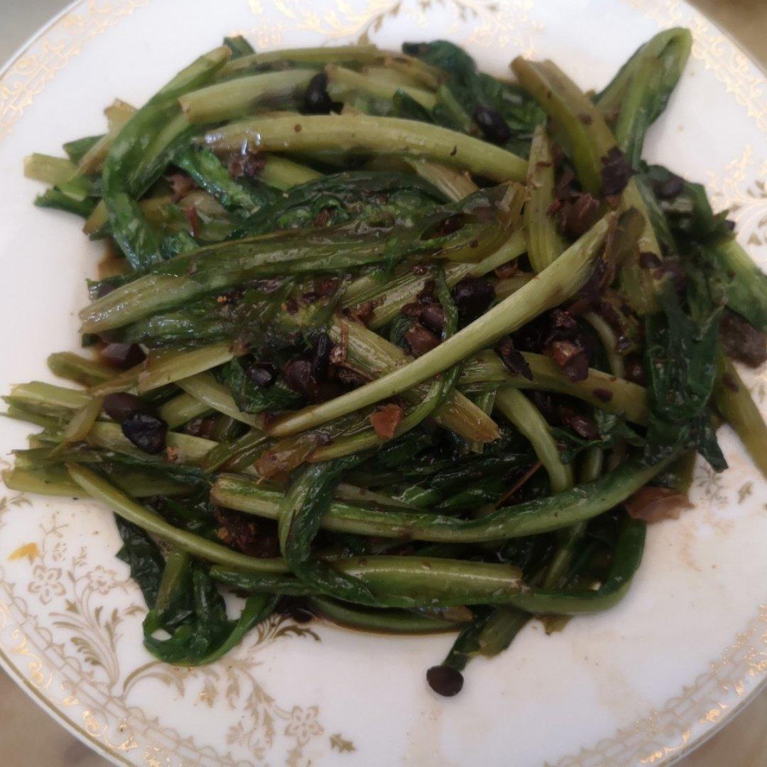 豆豉鲮鱼油麦菜