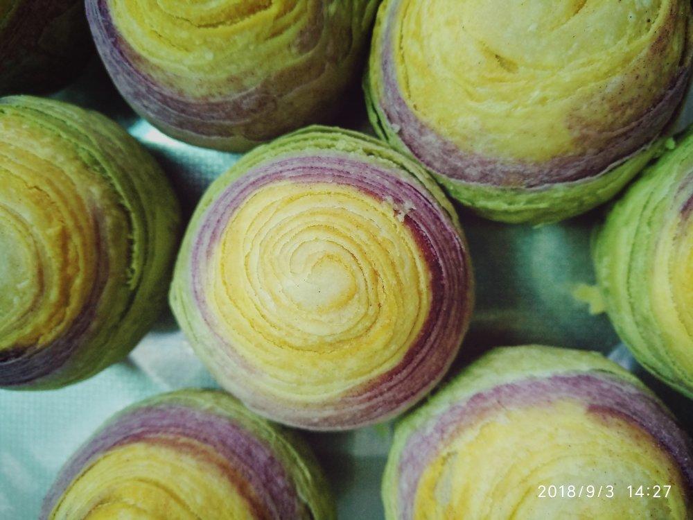 彩虹渐变蛋黄酥（无需揉出膜）