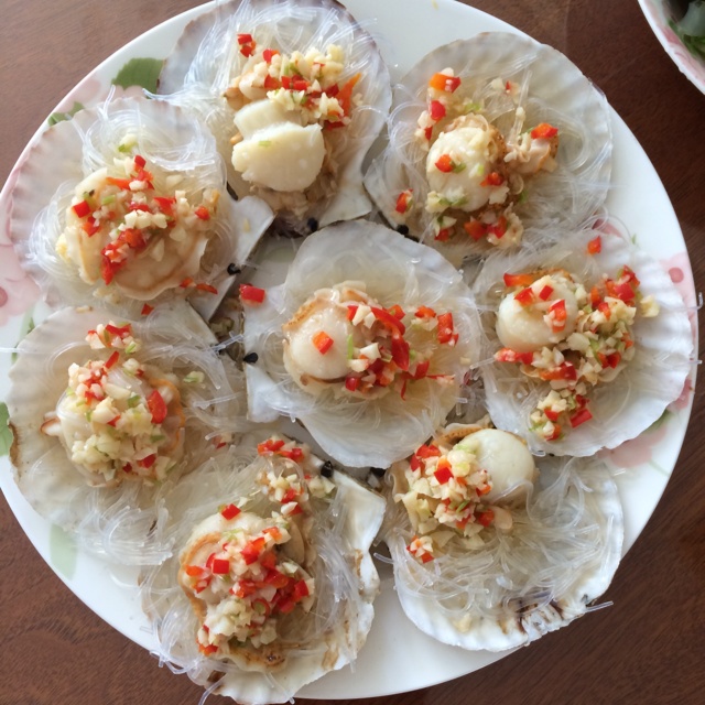 蒜蓉粉丝蒸扇贝