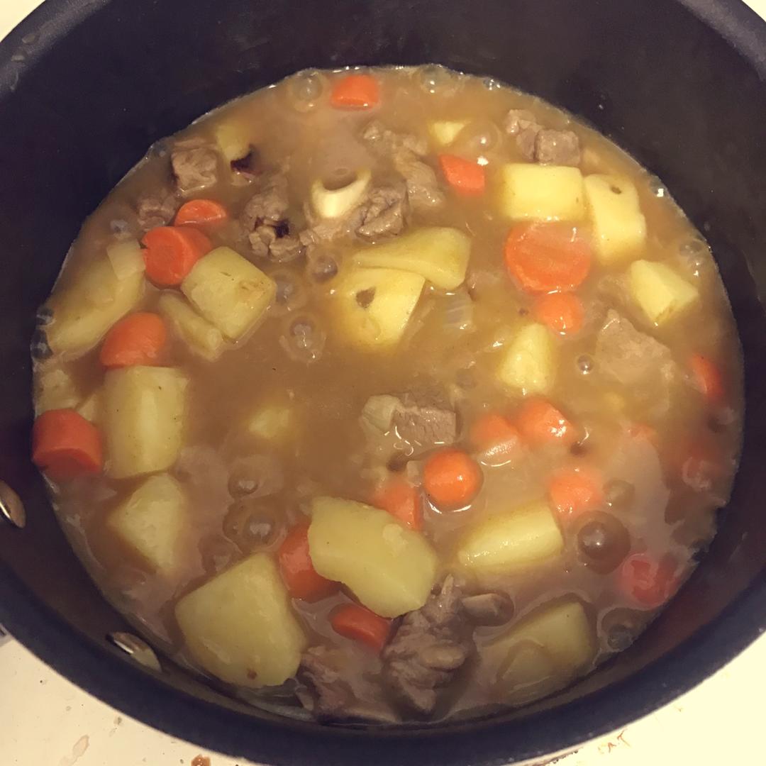 羊肉咖喱盖浇饭