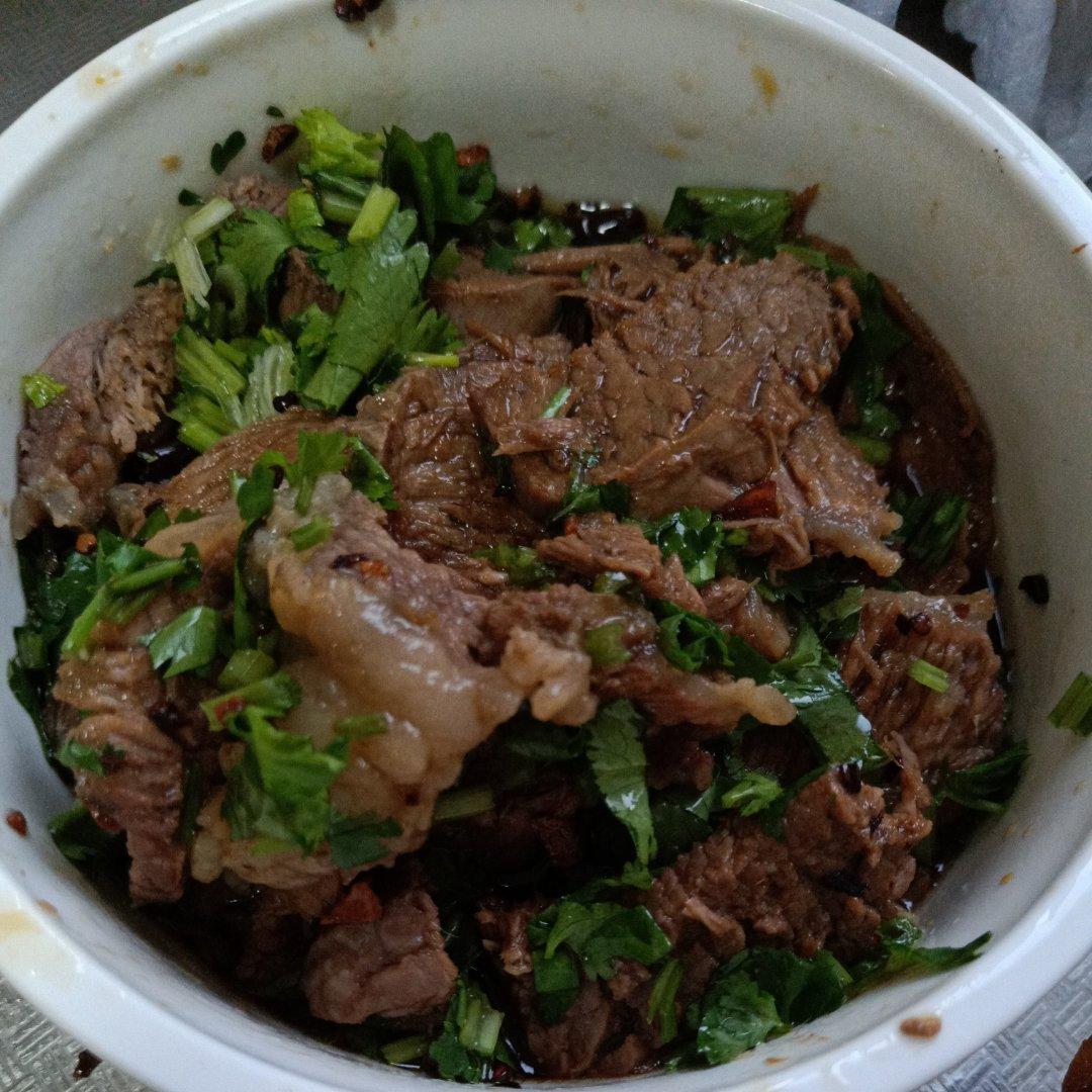 凉拌牛肉