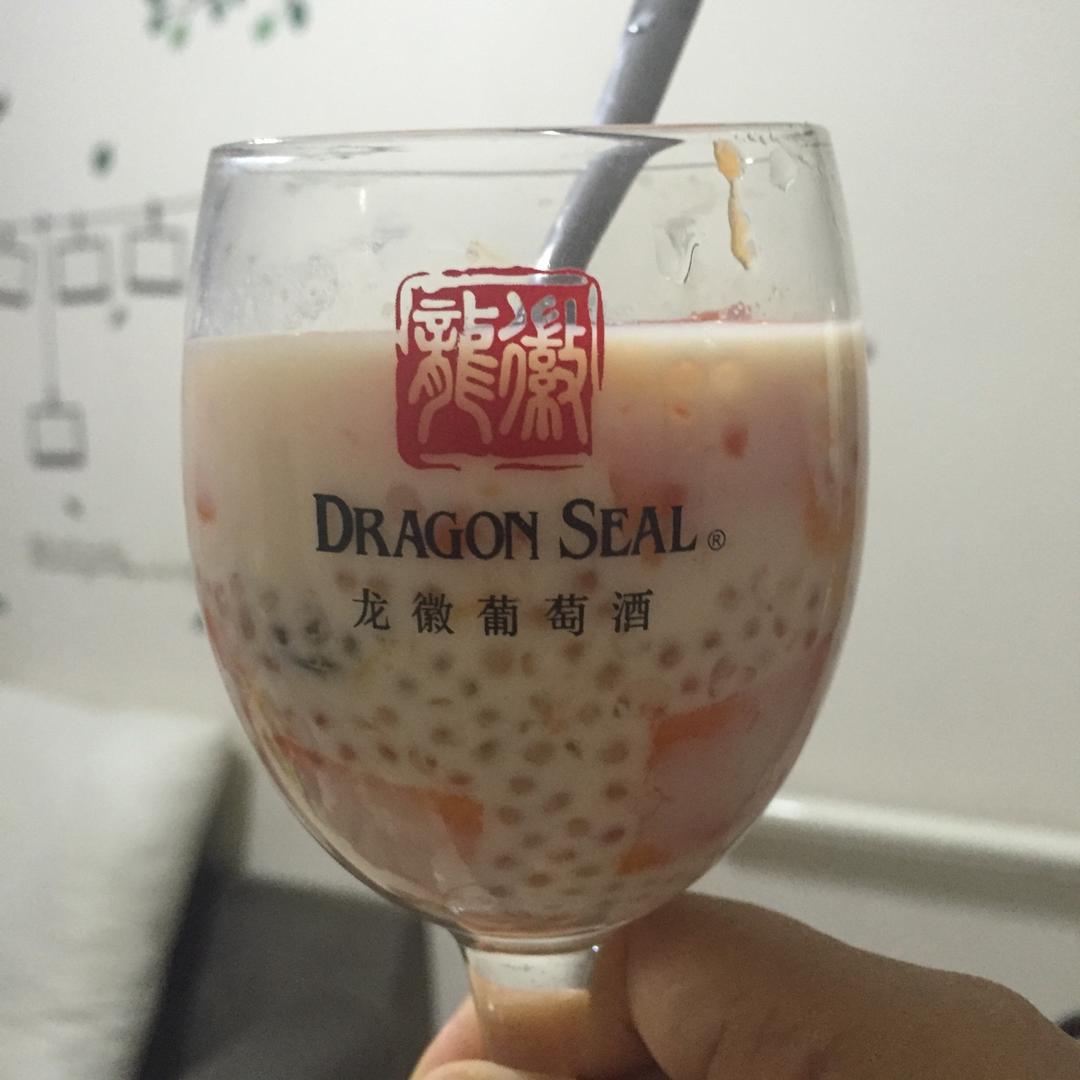 芒果椰汁西米露