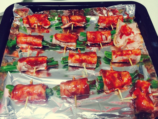 酱烤金针菇培根卷