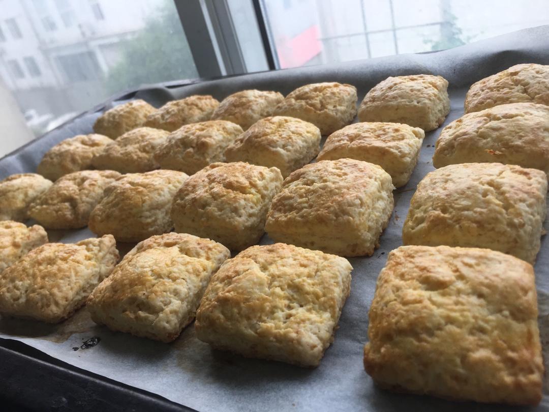 消耗淡奶油：香到哭泣的奶油坚果司康