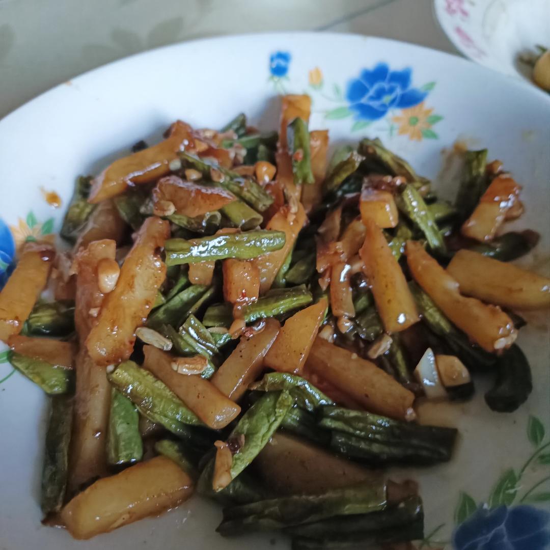 干煸豆角土豆