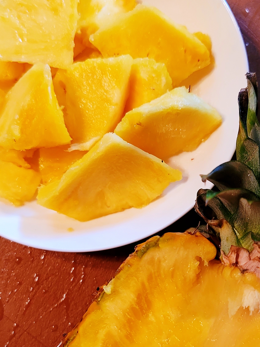 开胃又清爽的黄金菠萝炒饭~是南国的味道啊的做法 步骤1
