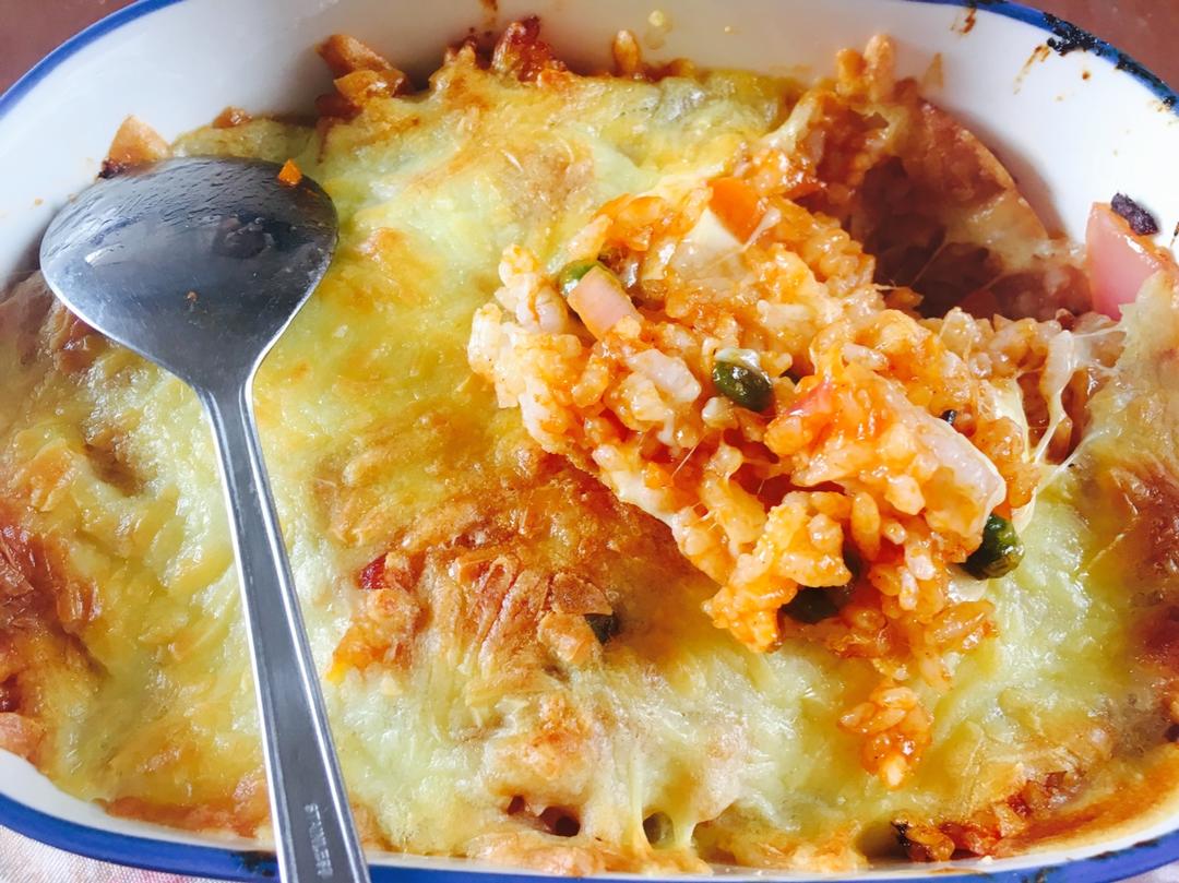 海鲜焗饭 Seafood Fried Rice with Cheesy Topping