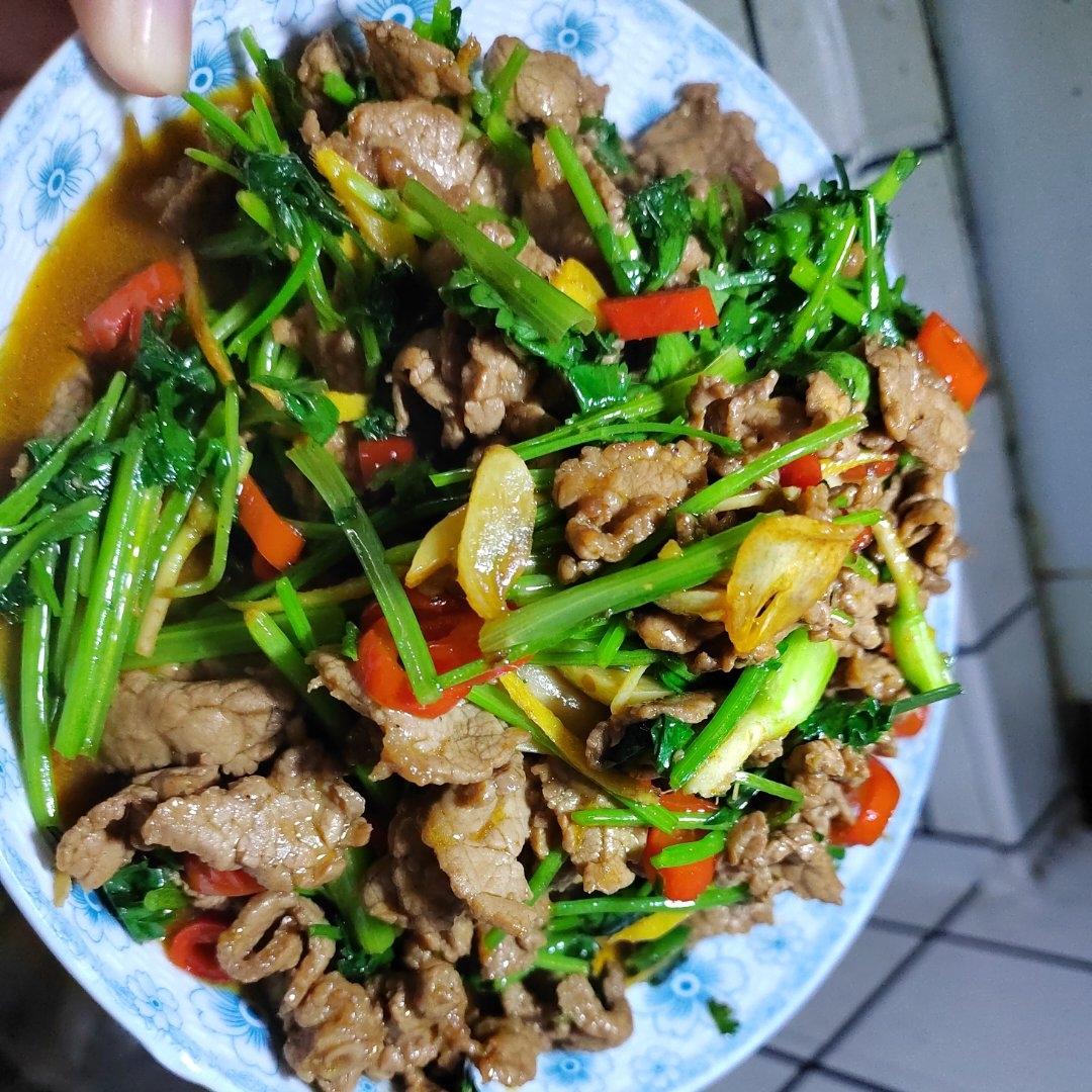 香菜牛肉