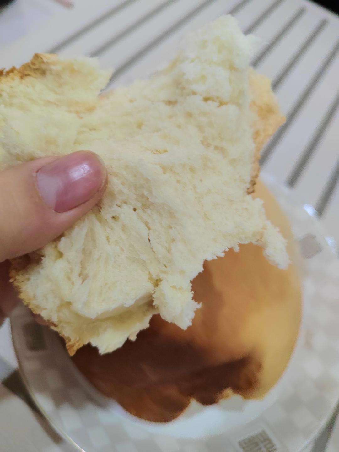 普通面粉用面包机做面包