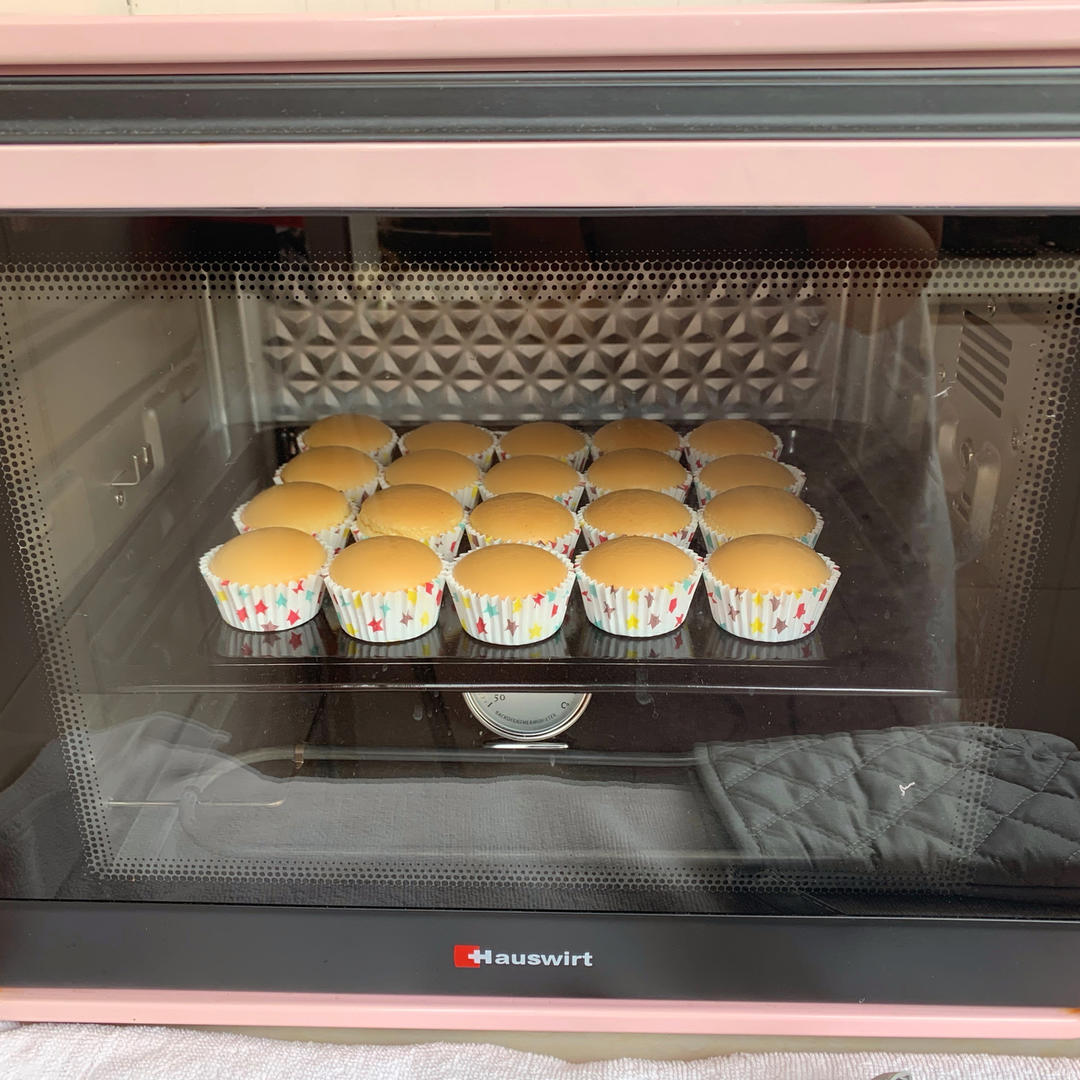 炼乳纸杯蛋糕