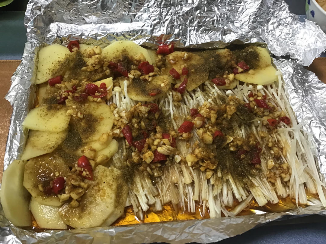 蒜蓉烤金针菇（烤箱版）