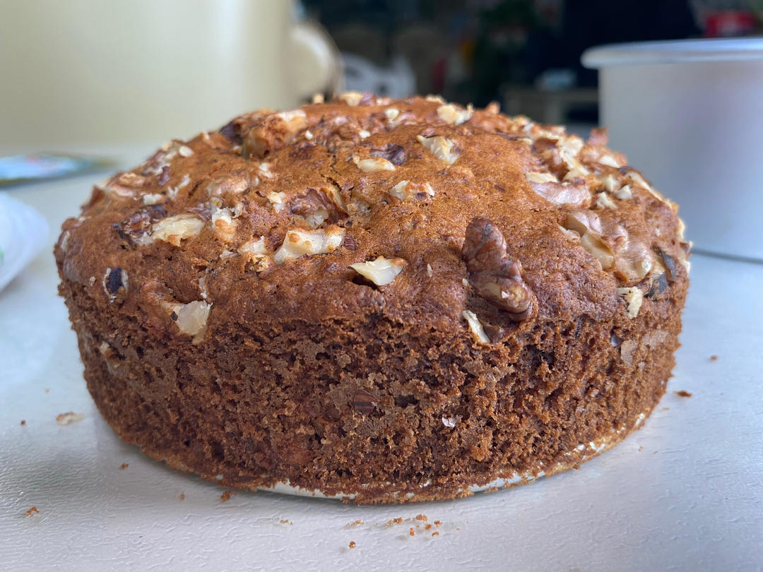 简简单单的香蕉核桃蛋糕（很香很香的咧）