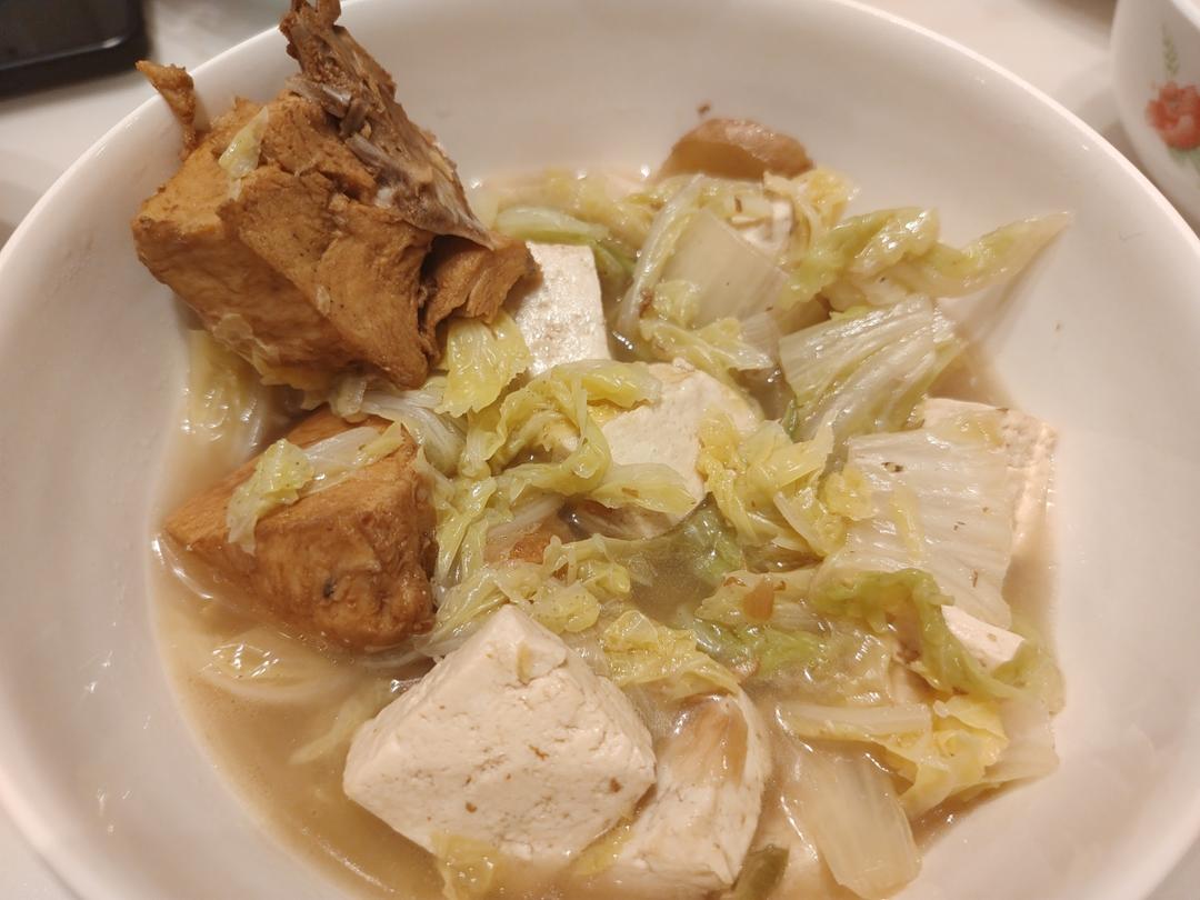 冬季最爱的家常菜！大白菜炖大豆腐或干豆腐