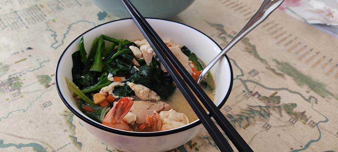 菠菜粉丝豆腐虾汤
