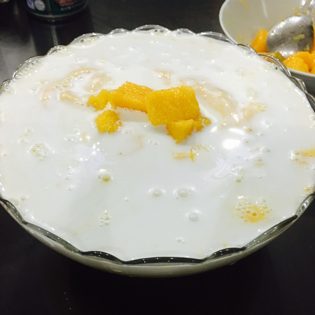 不输甜品店的杨枝甘露